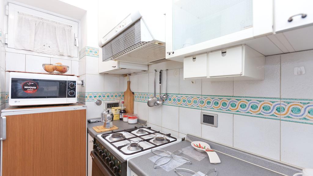 Monti Apartment Roma Rom bilde